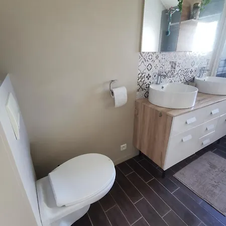 Feriehus Le Petit Rosnel *