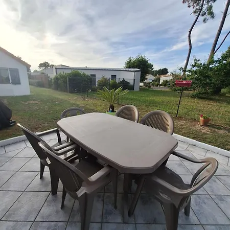 Le Petit Rosnel Holiday home *