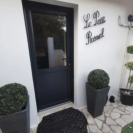 Le Petit Rosnel Feriehus