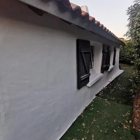 Feriehus Le Petit Rosnel *